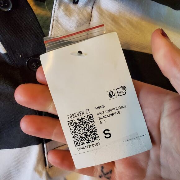 Forever 21 Black and White Striped Rubgy Shirt Men's Size Small NWT - Picture 4 of 7